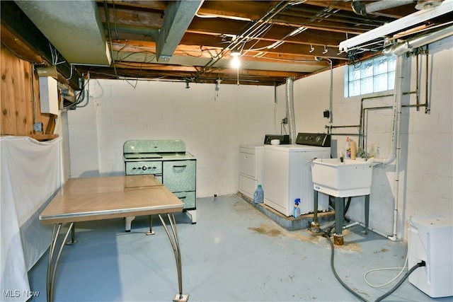 basement featuring separate washer and dryer