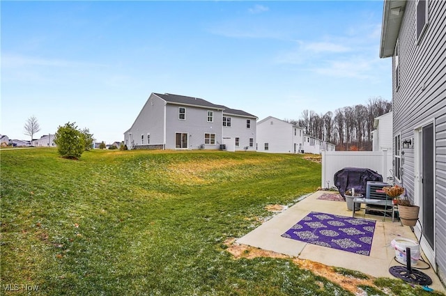 view of yard featuring a patio area