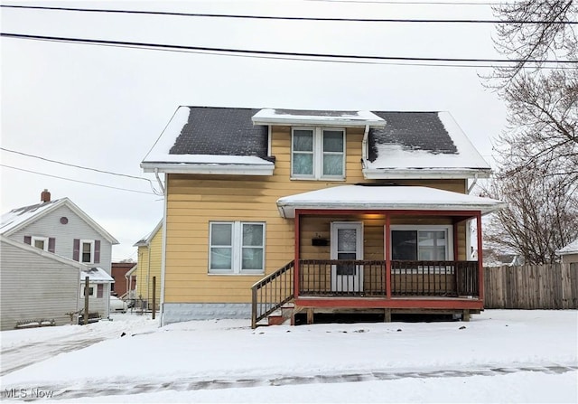 view of front of property