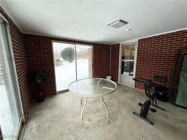 view of unfurnished sunroom