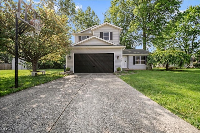 6301 Fiesta Ct, Lorain, OH 44053 - traditional-style house featuring driveway and a front lawn
