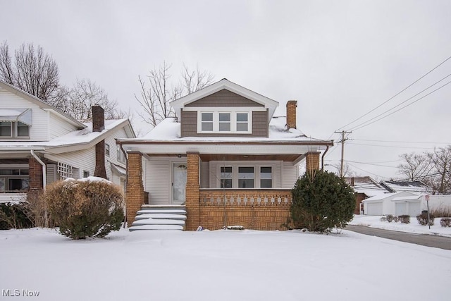 bungalow-style house with covered porch