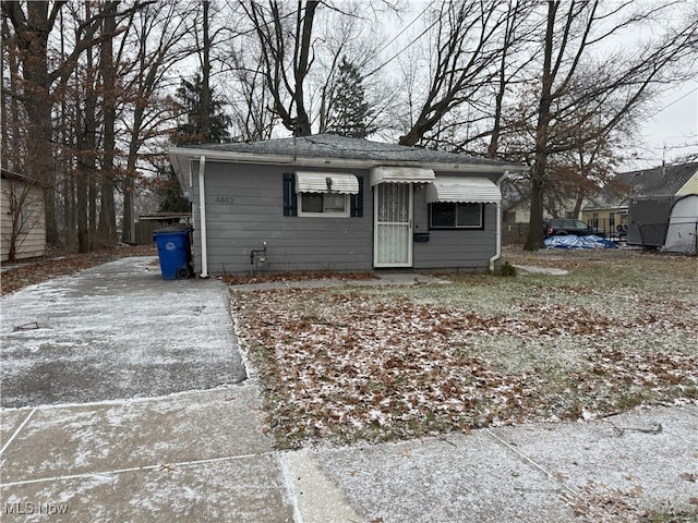 view of front of home