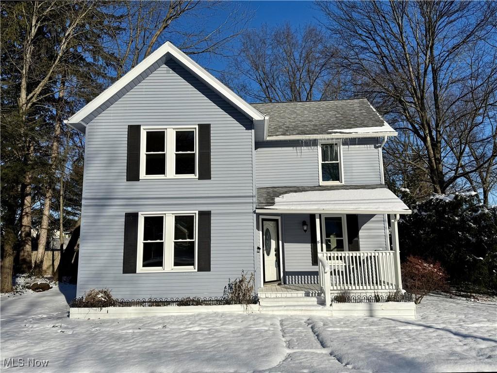 view of front of home with a porch