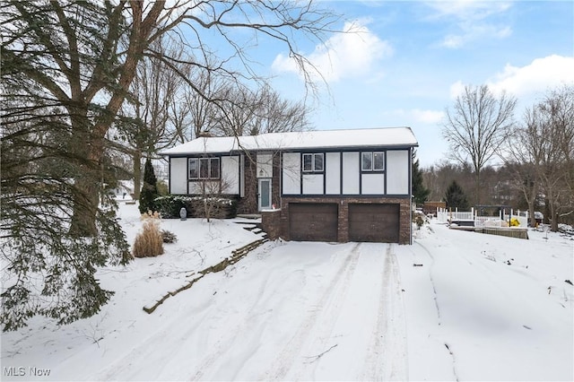 view of front of house featuring a garage