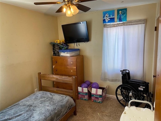 bedroom with carpet flooring and ceiling fan