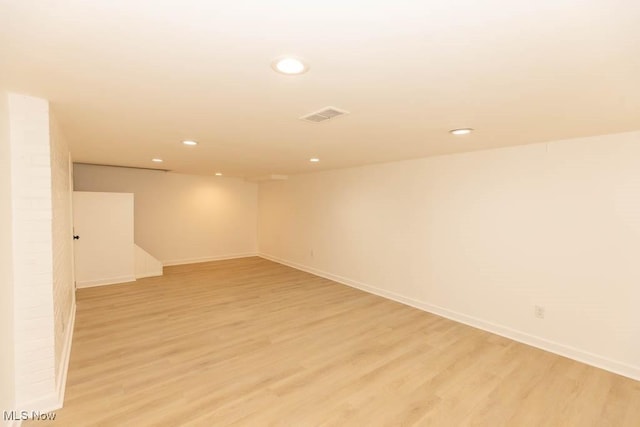 empty room featuring light hardwood / wood-style floors