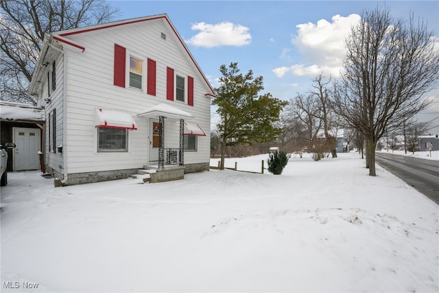 view of front of home