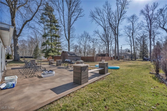 view of yard with a patio