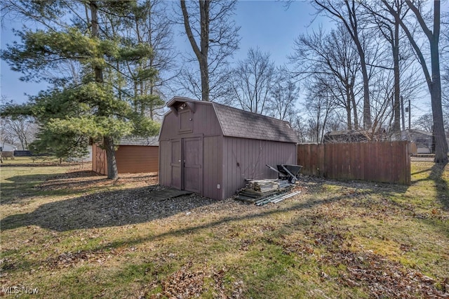 view of outdoor structure featuring a yard