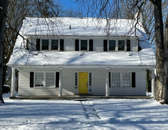 view of front of house