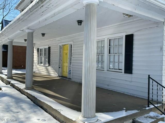 exterior space with a porch