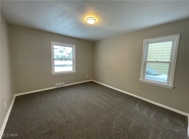 empty room with carpet