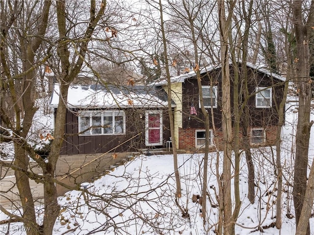 view of front of house