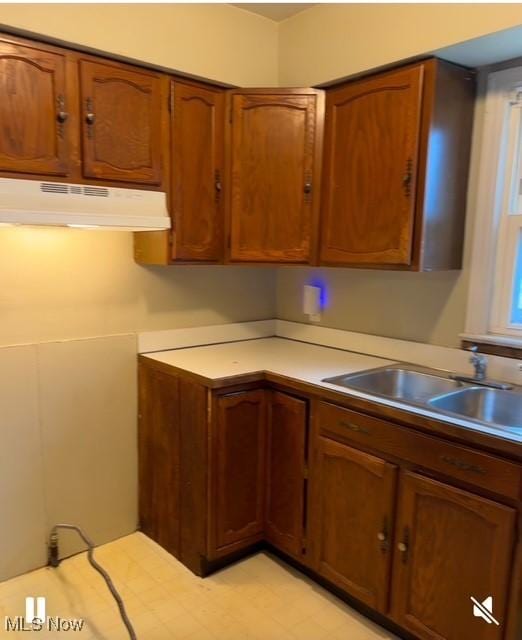 kitchen featuring sink