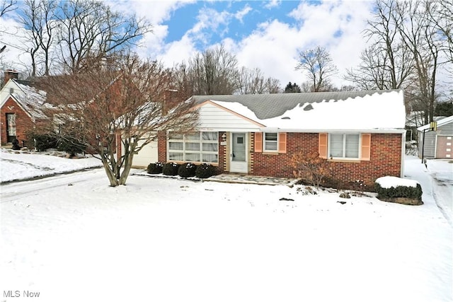 view of front facade with a garage