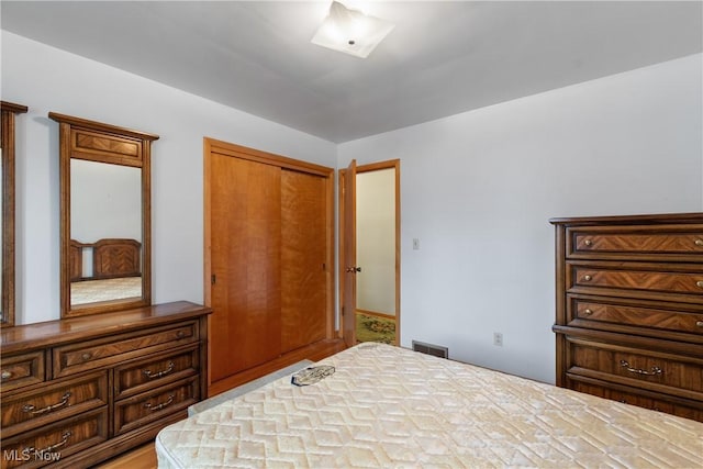 bedroom featuring a closet