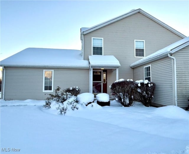 view of front of home