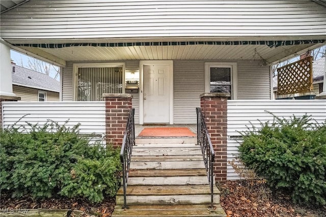 property entrance with a porch