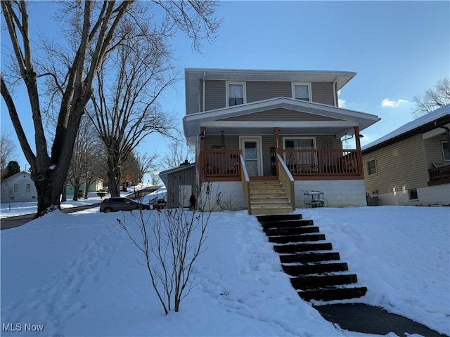 view of front facade with covered porch