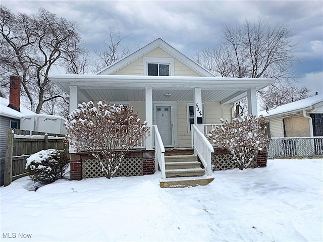 bungalow-style house with covered porch