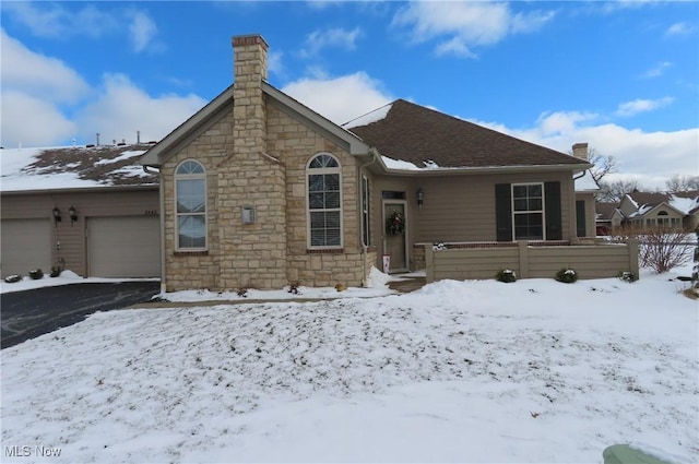 view of front of house with a garage