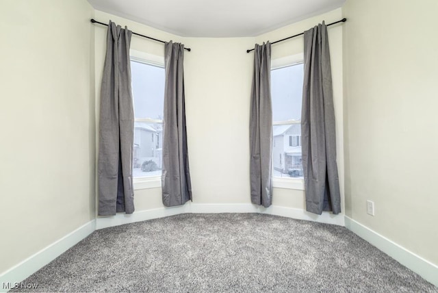 view of carpeted spare room