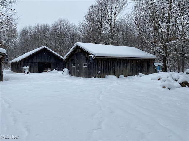 3029 Sweet Rd, Conneaut, OH 44030 - view of snow covered exterior