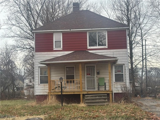 front facade featuring a porch