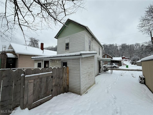 exterior space featuring fence