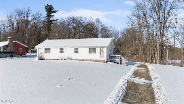 view of front of property