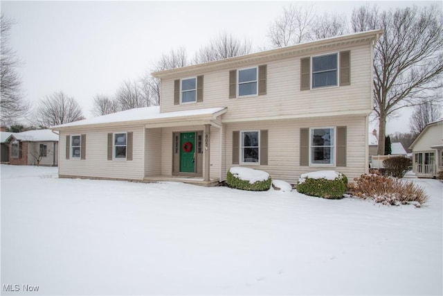 view of front property