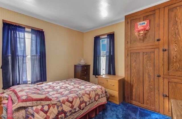 view of carpeted bedroom