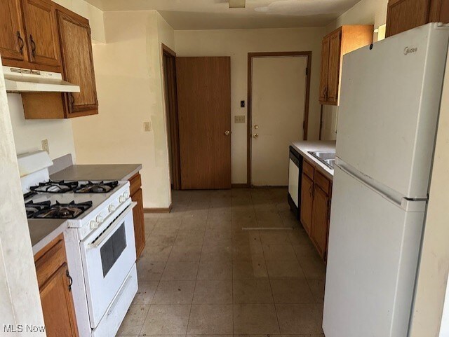 138 Regent St, Youngstown, OH 44507 - photo 4