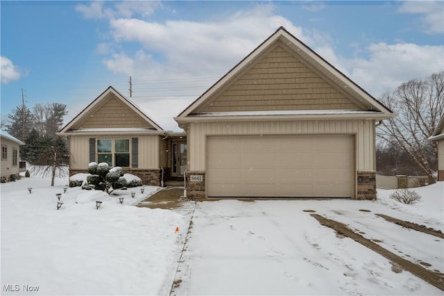 view of front of home featuring a garage