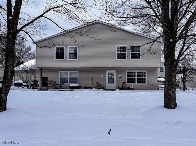 view of front of house