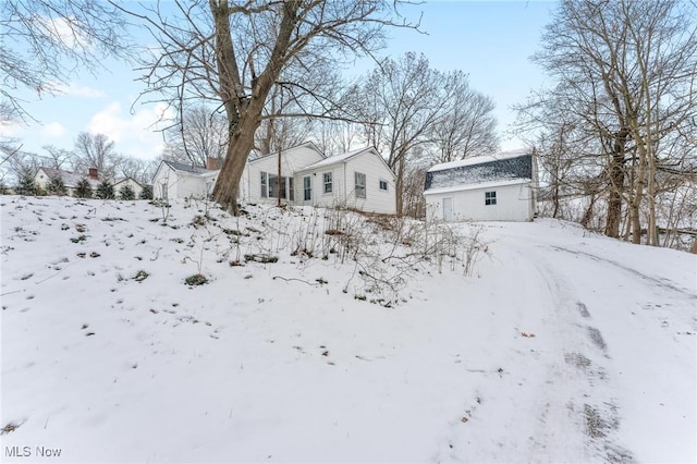 view of front of home