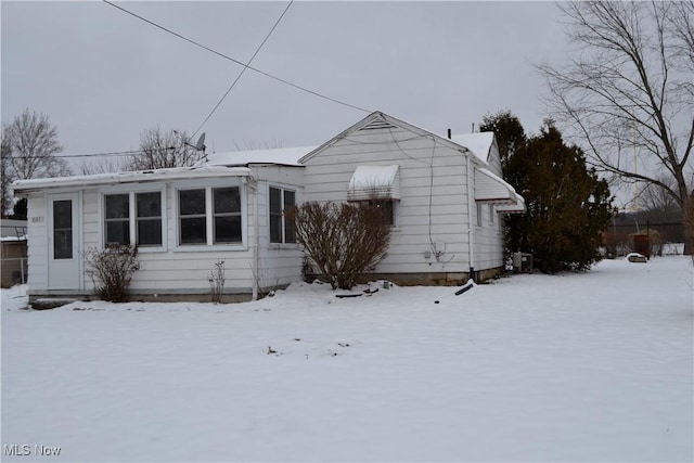 view of front of house