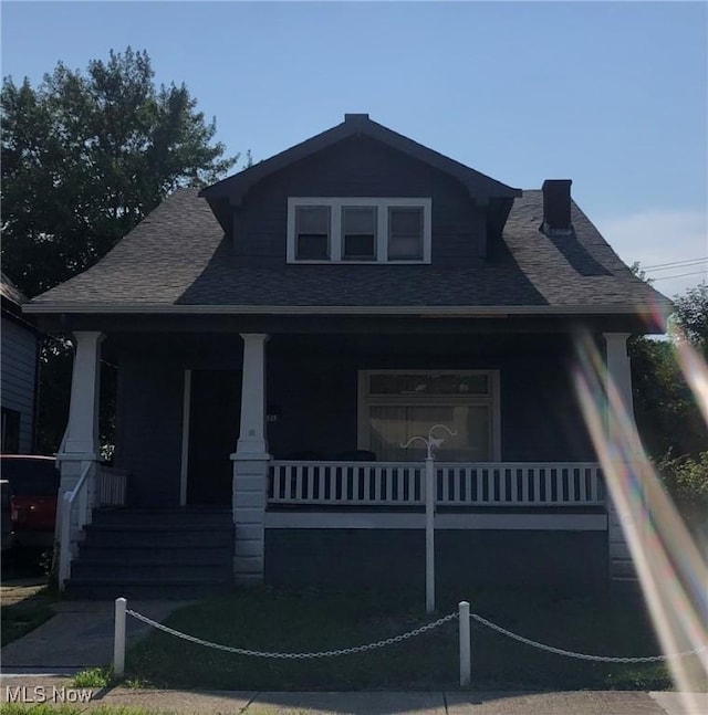 view of front of house featuring covered porch