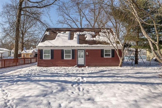 view of front of house