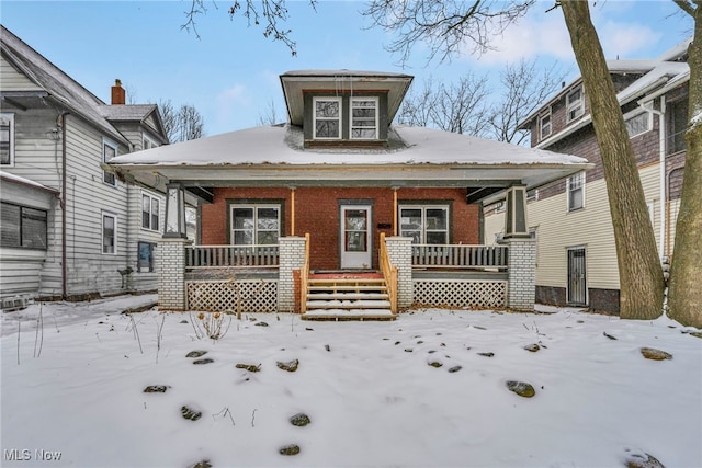 view of front of house featuring a porch