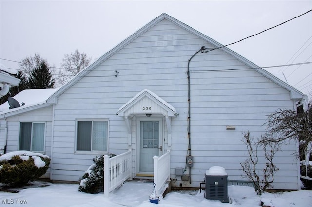 view of front facade with central AC unit