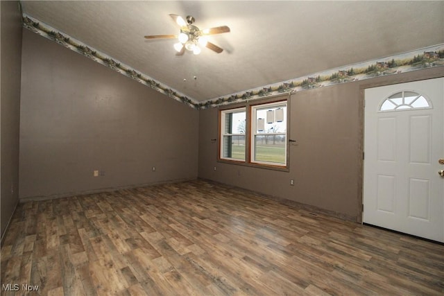 entryway featuring ceiling fan and hardwood / wood-style floors