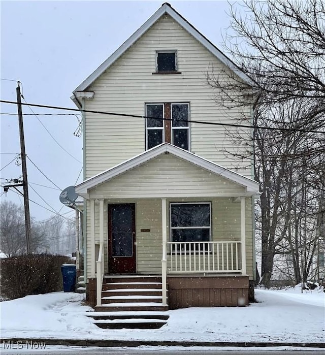 view of front facade with covered porch