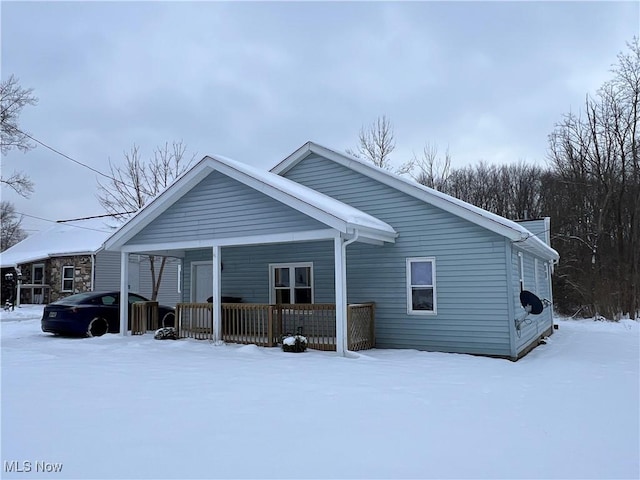 view of front of house with a porch