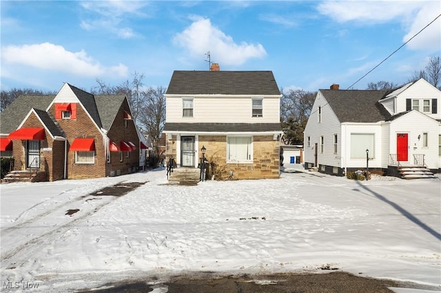 view of front of property