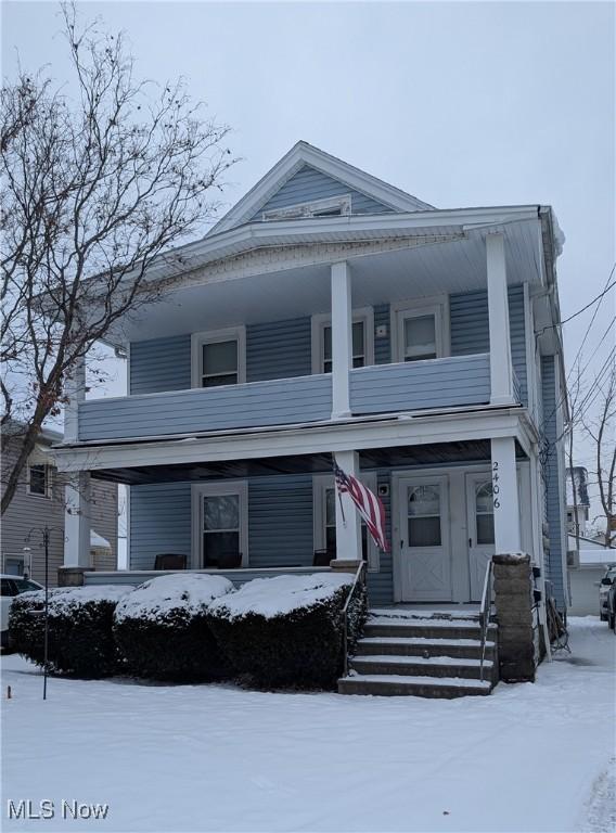 view of front facade with a porch