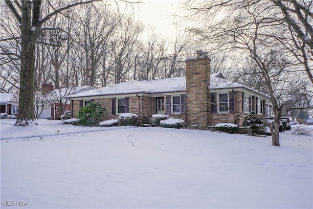 view of front of house