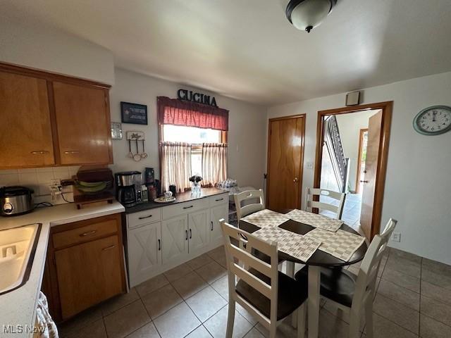1913 Coltman Rd, Cleveland, OH 44106 - photo 4