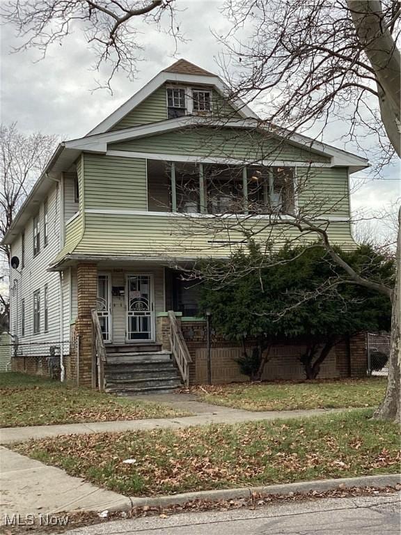 view of front of property